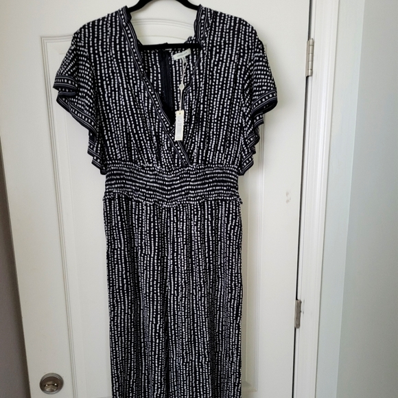 MAX STUDIO - Picture 3 of 7